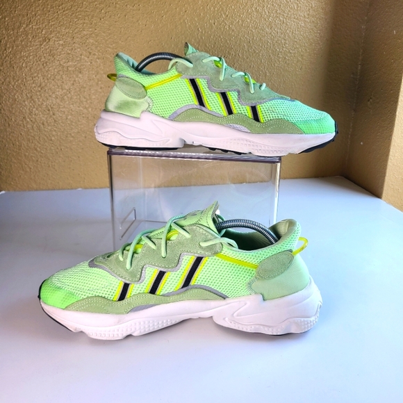 Adidas Ozweego Glow Green - Men Size 10.5 - Picture 4 of 10
